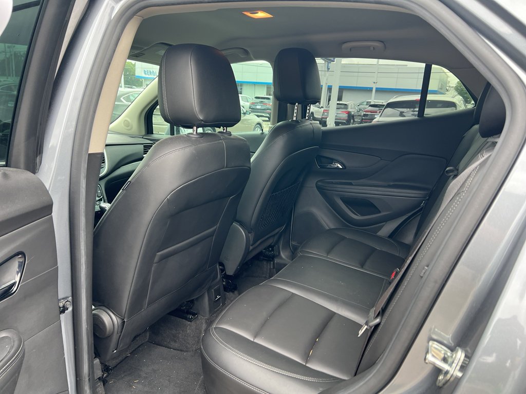 Used 2019 Buick Encore Essence w/ Safety Package II FWD image 10