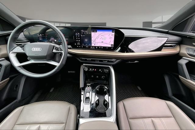Used 2025 Audi Q5 Premium Plus w/ Premium Plus AWD/4WD image 7