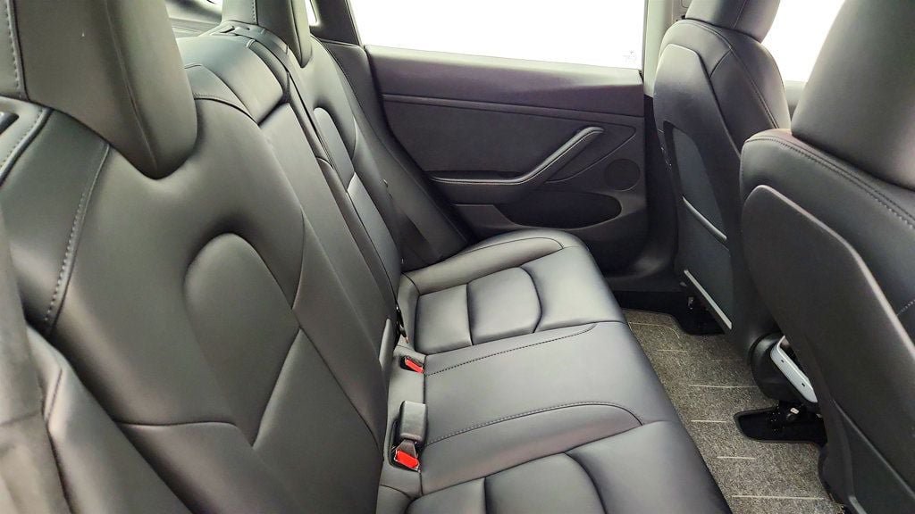 Used 2023 Tesla Model 3 Standard Range RWD image 27