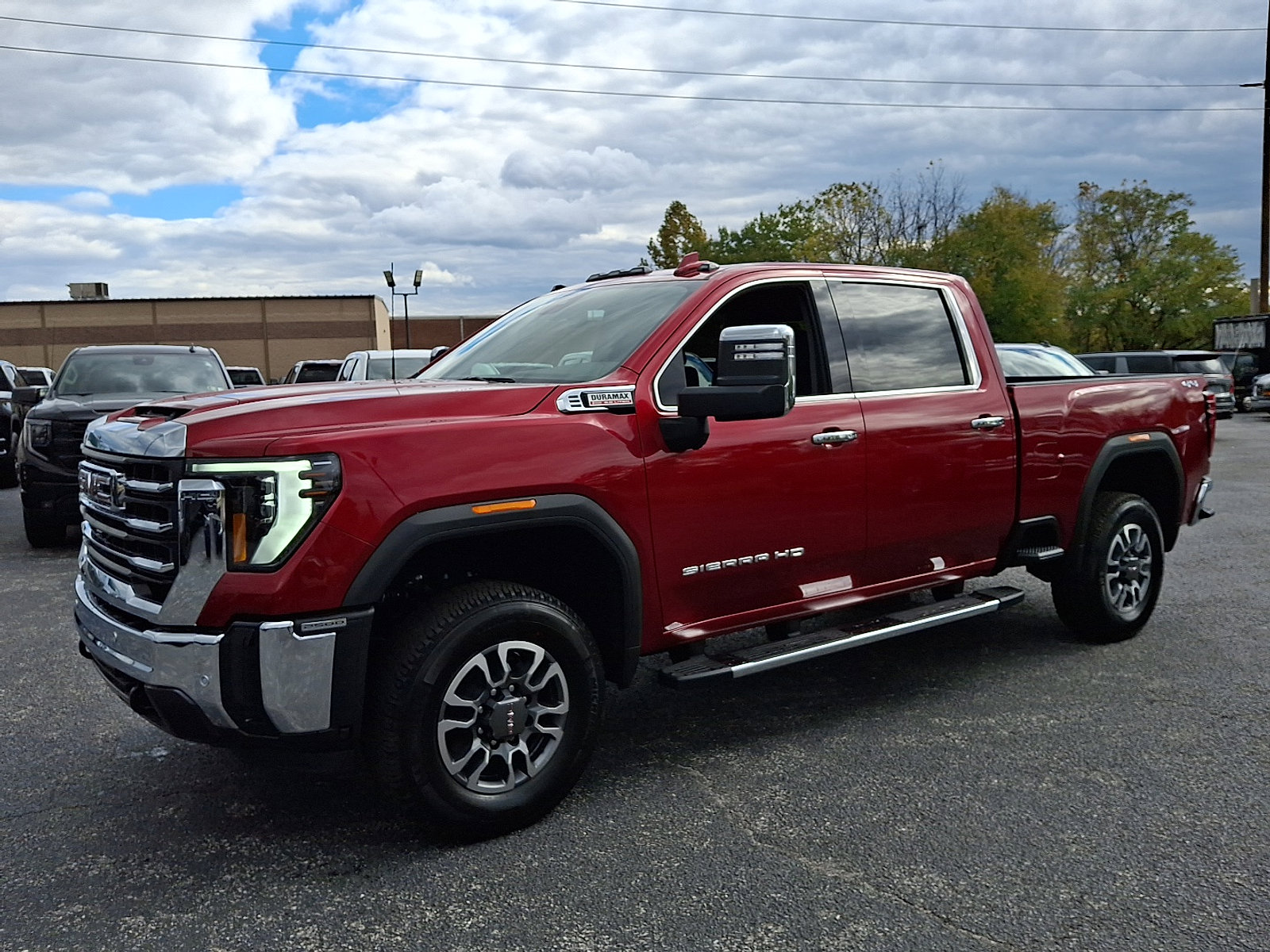 New 2026 GMC Sierra 2500 SLT w/ SLT Premium Package image 4