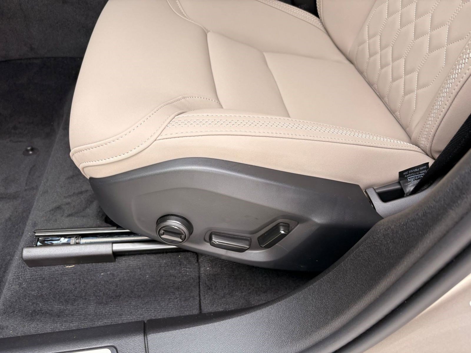 Certified 2026 Volvo XC60 B5 Plus w/ Climate Package image 13