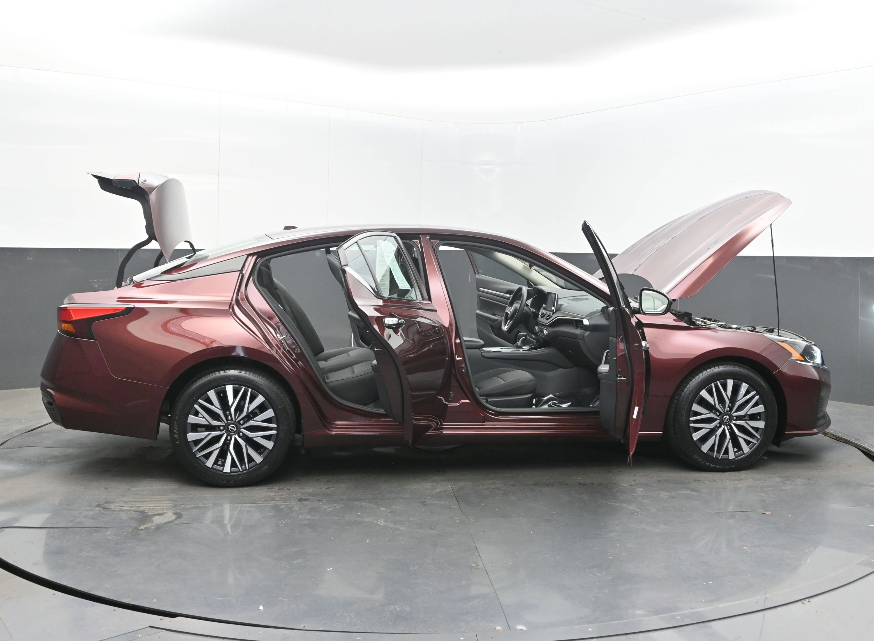 Used 2023 Nissan Altima 2.5 SV image 45