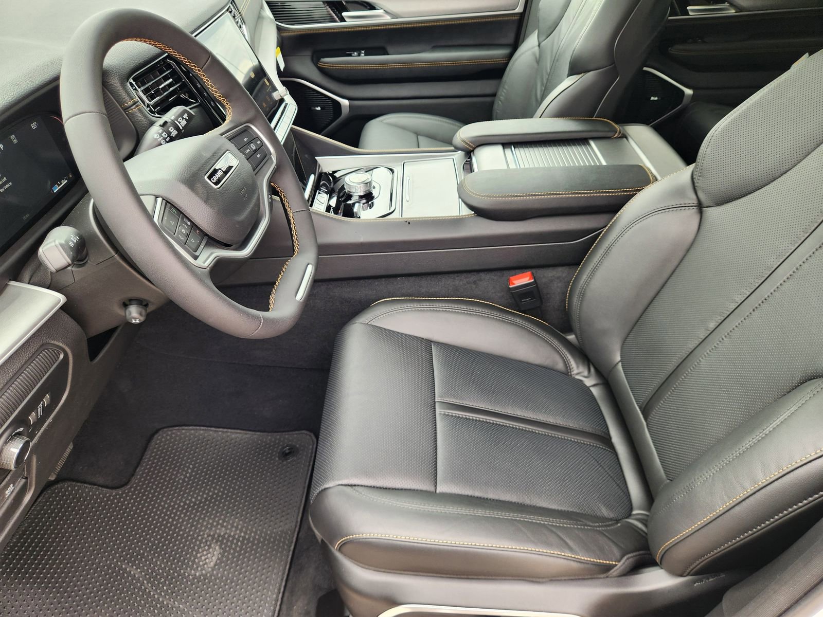 New 2026 Jeep Grand Wagoneer 4WD image 12