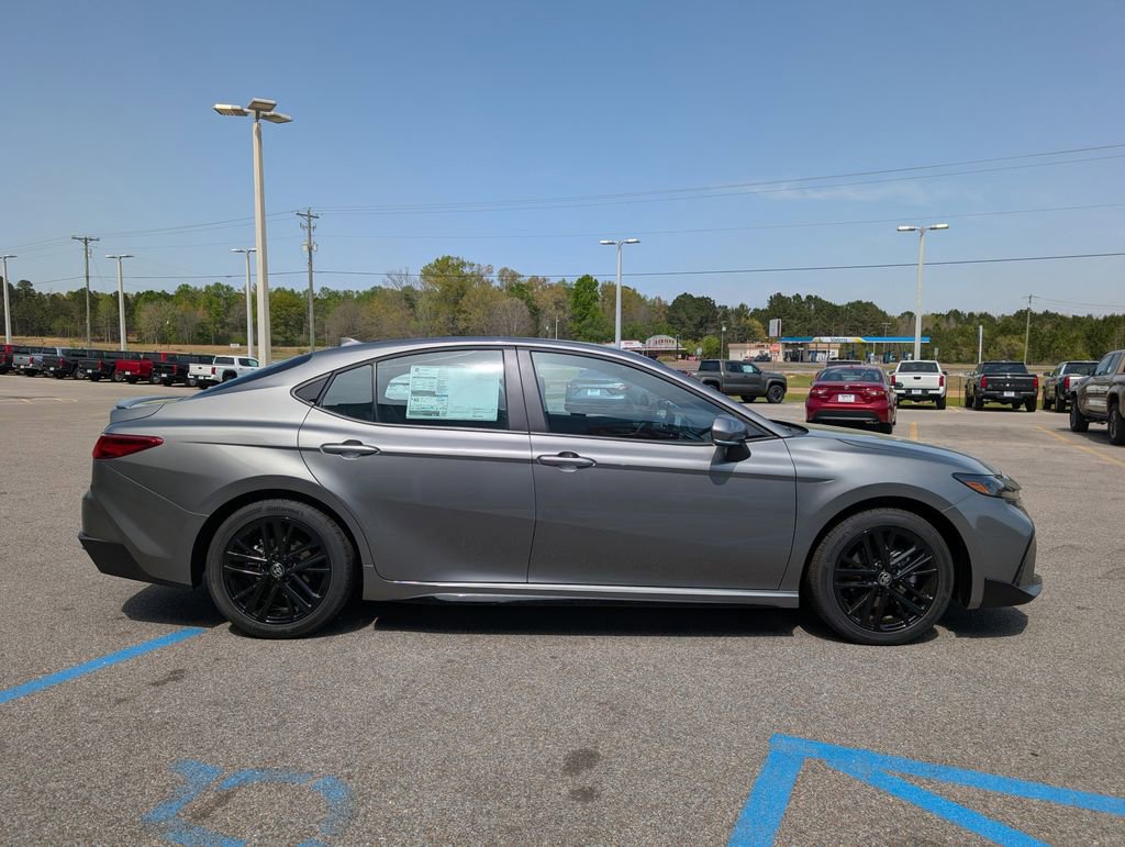 New 2026 Toyota Camry SE image 6