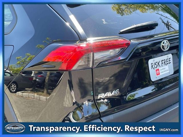 Used 2020 Toyota RAV4 XLE w/ All Weather Liner Package AWD/4WD image 10