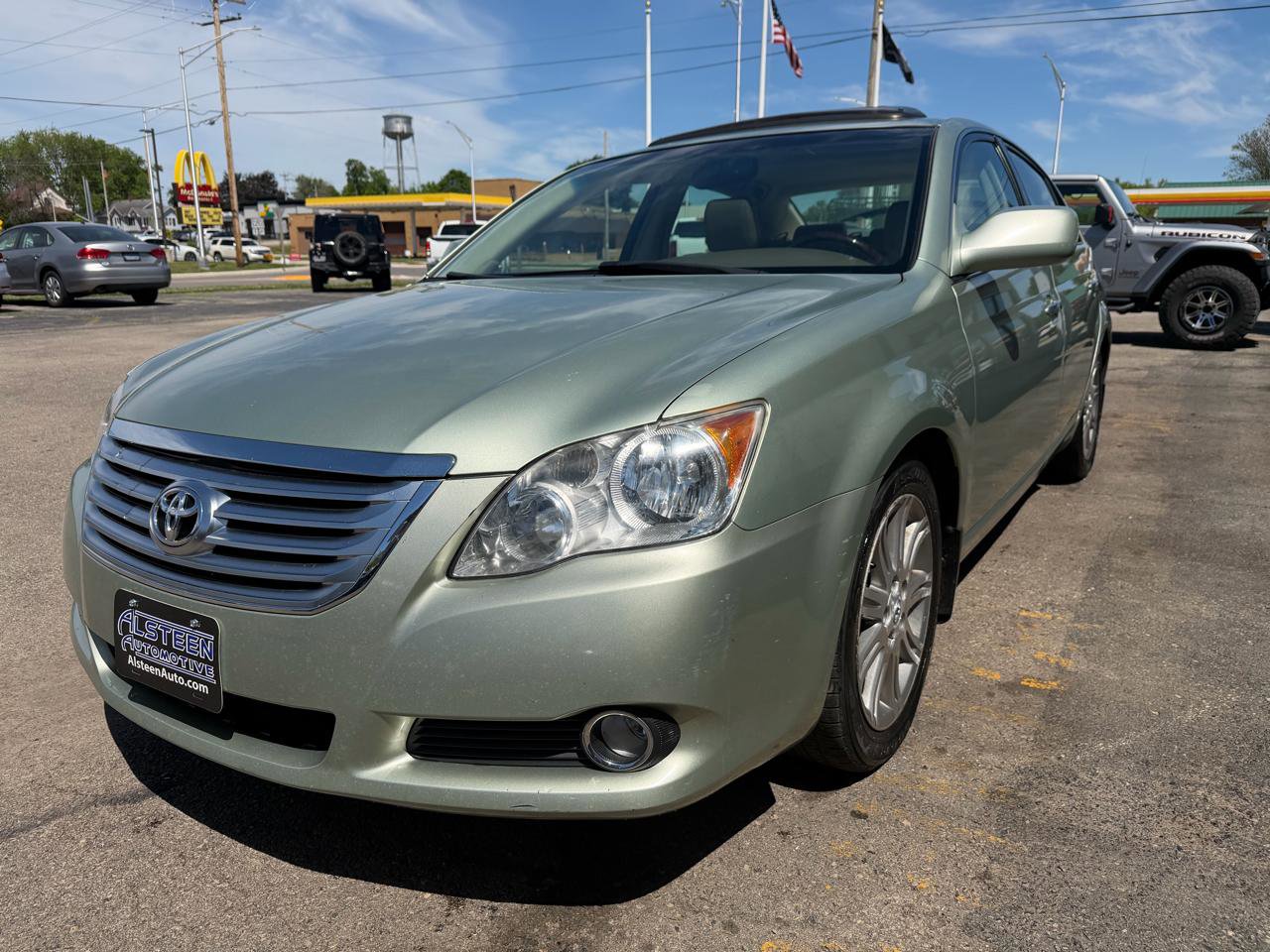 Used 2010 Toyota Avalon XL FWD image 7