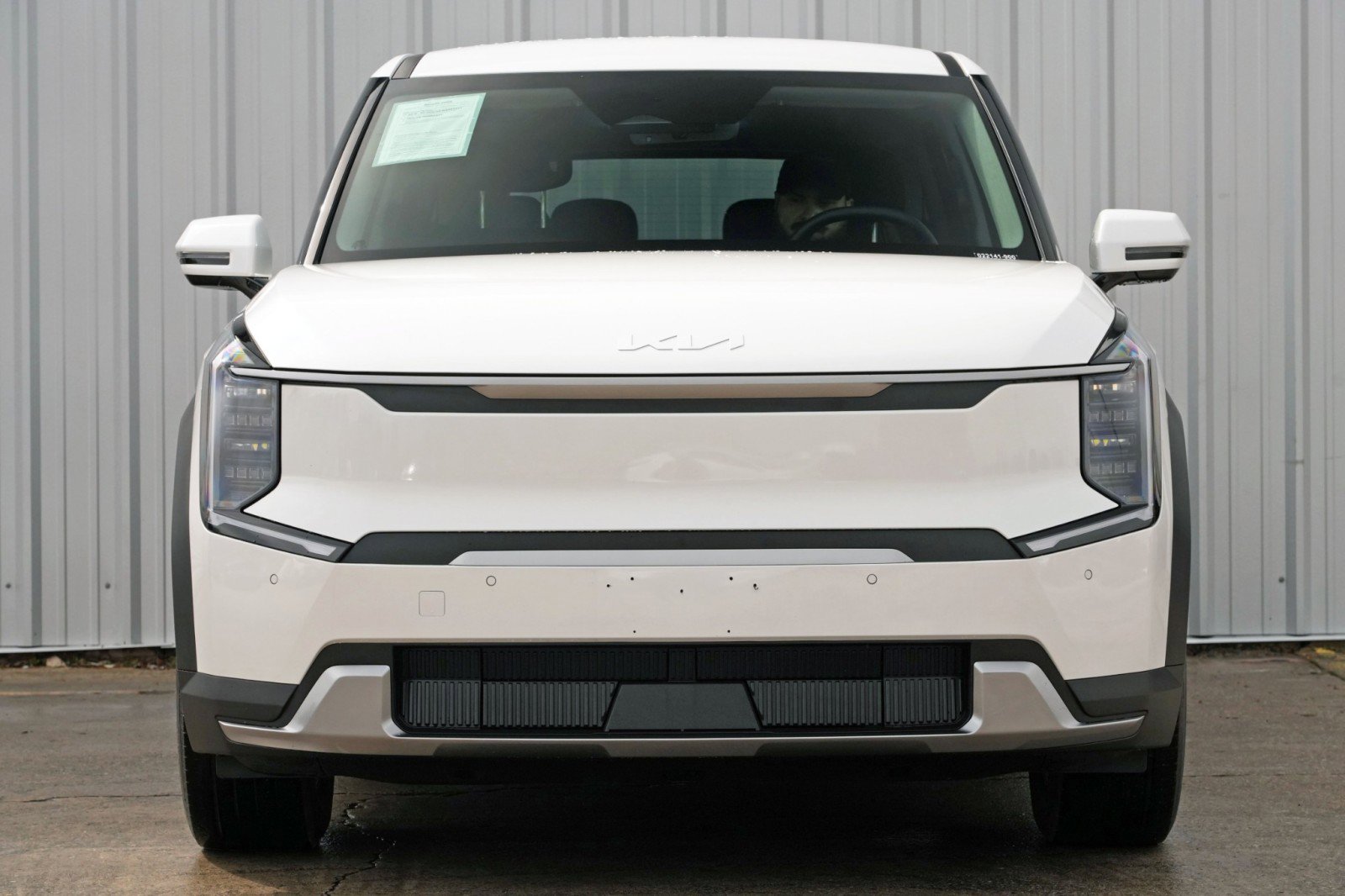 Used 2024 Kia EV9 Light Long Range image 6