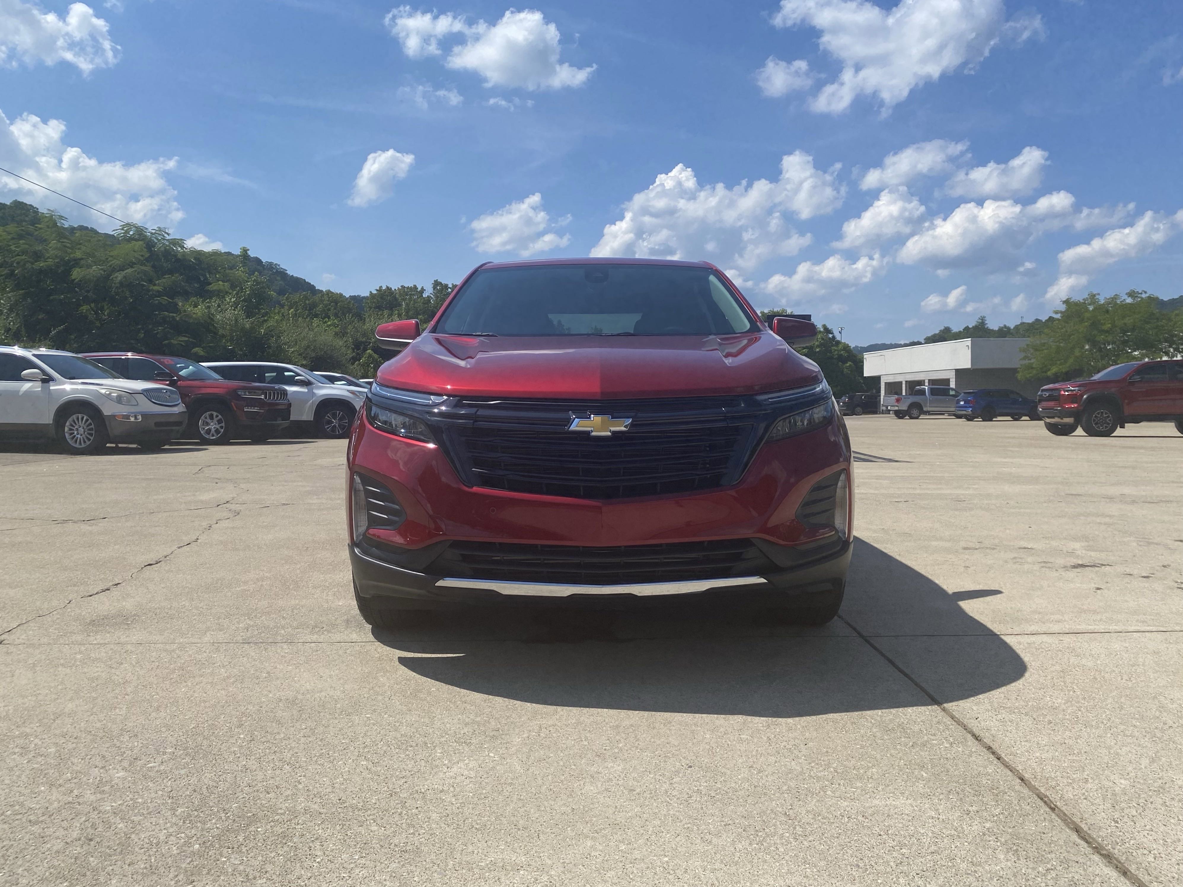Used 2024 Chevrolet Equinox LT w/ LPO, Floor Liner Package image 29