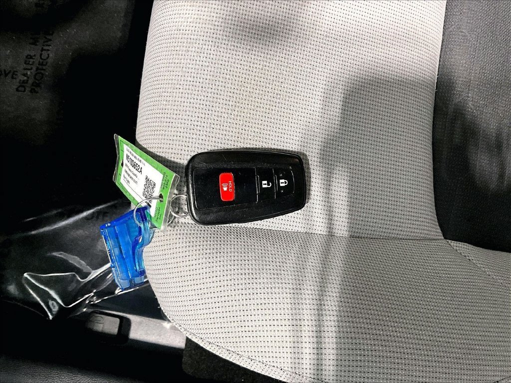Used 2019 Toyota Corolla SE w/ SE Option Package FWD image 30
