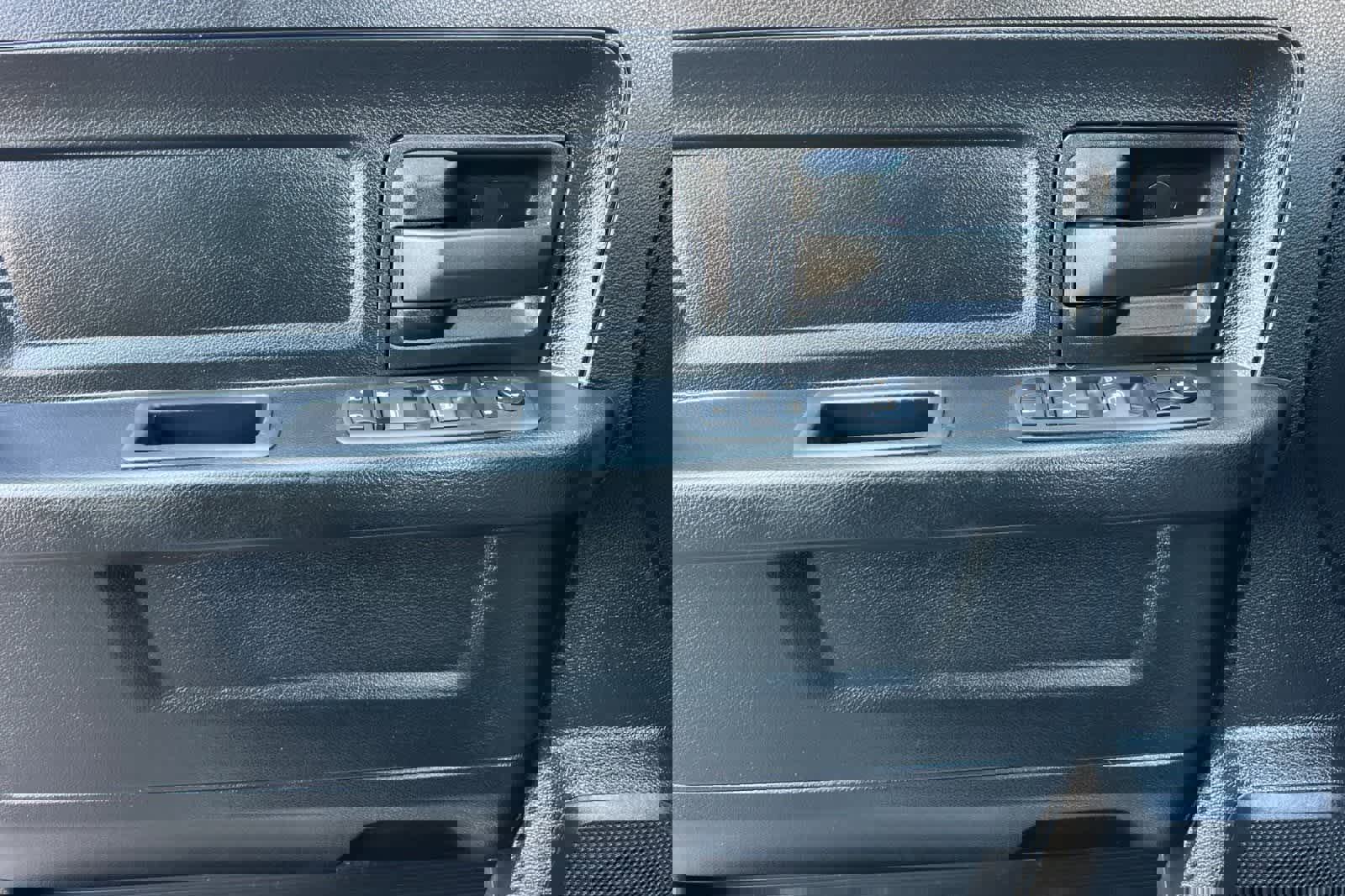 Used 2023 RAM 1500 Tradesman w/ Chrome Plus Package image 13