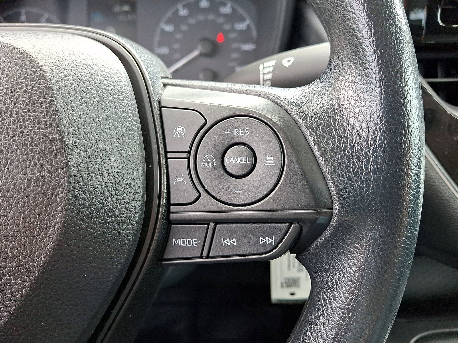 Used 2024 Toyota Corolla LE FWD image 18