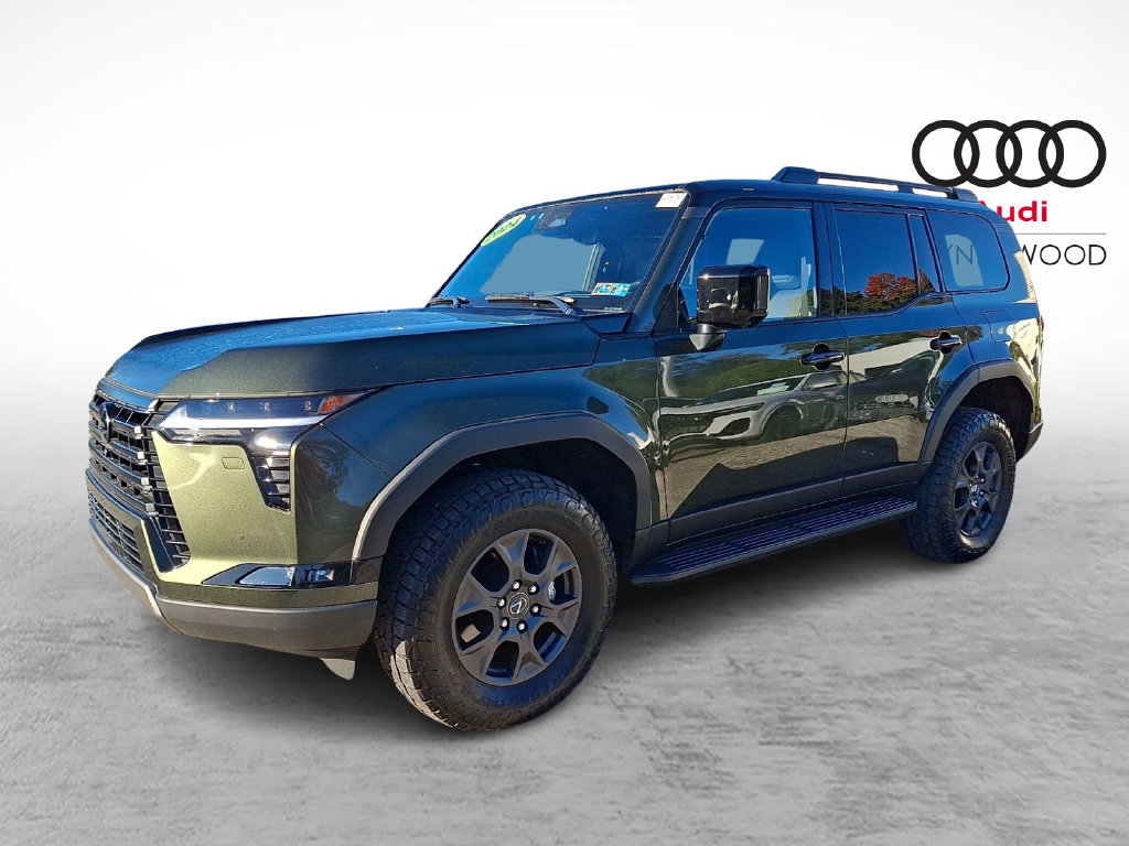 Used 2024 Lexus GX 550 AWD/4WD image 3