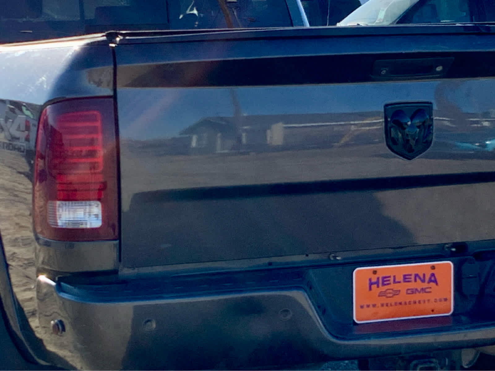 Used 2018 RAM 2500 Laramie w/ Sport Appearance Group image 14