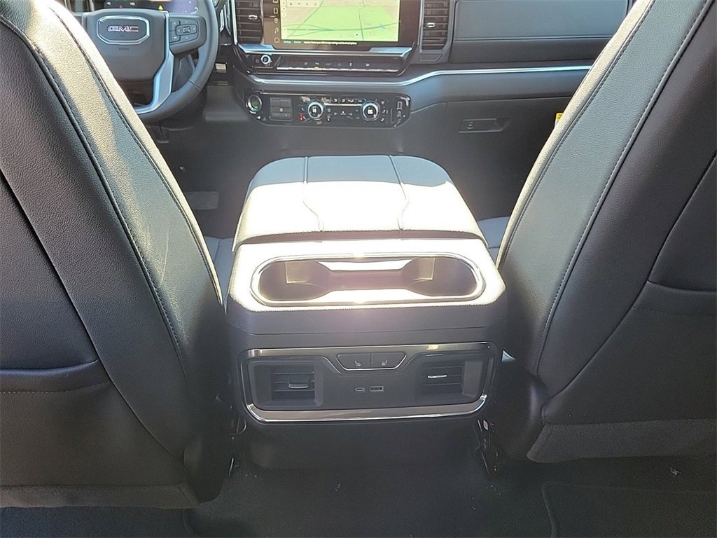 New 2026 GMC Sierra 2500 SLT w/ SLT Premium Package image 10