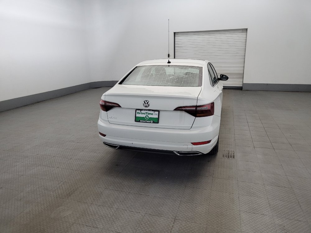 Used 2019 Volkswagen Jetta R-Line w/ R-Line Cold Weather Package FWD image 7