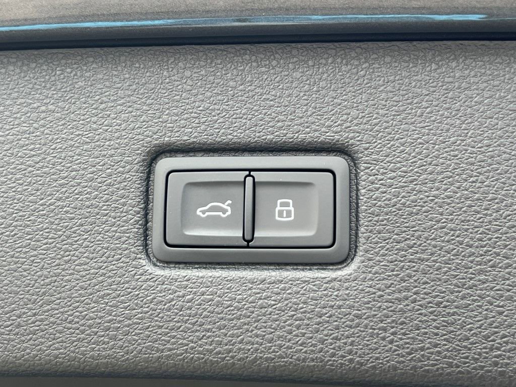 New 2026 Audi Q7 3.0T Premium Plus image 14