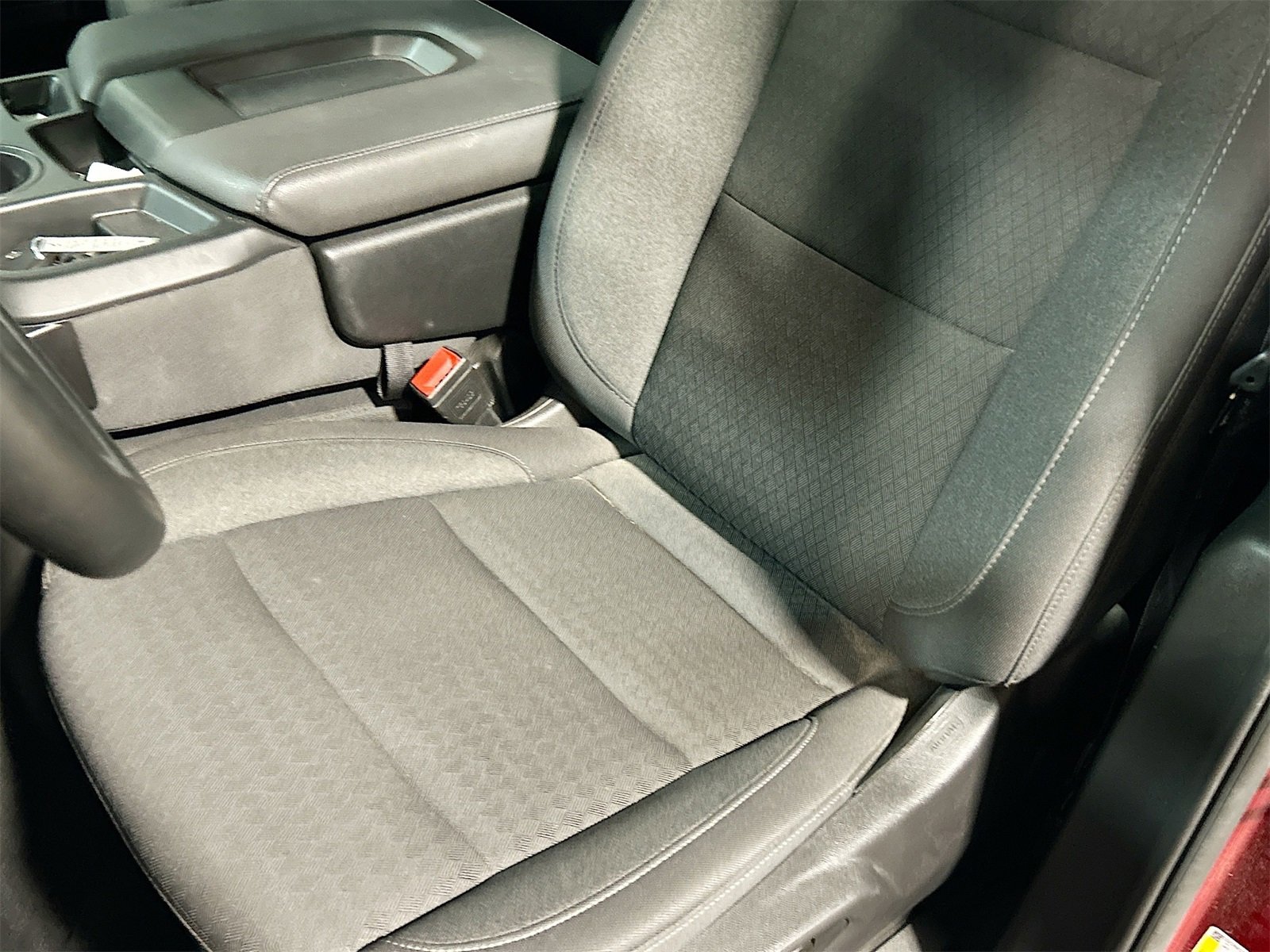 Used 2024 Chevrolet Silverado 1500 LT image 19