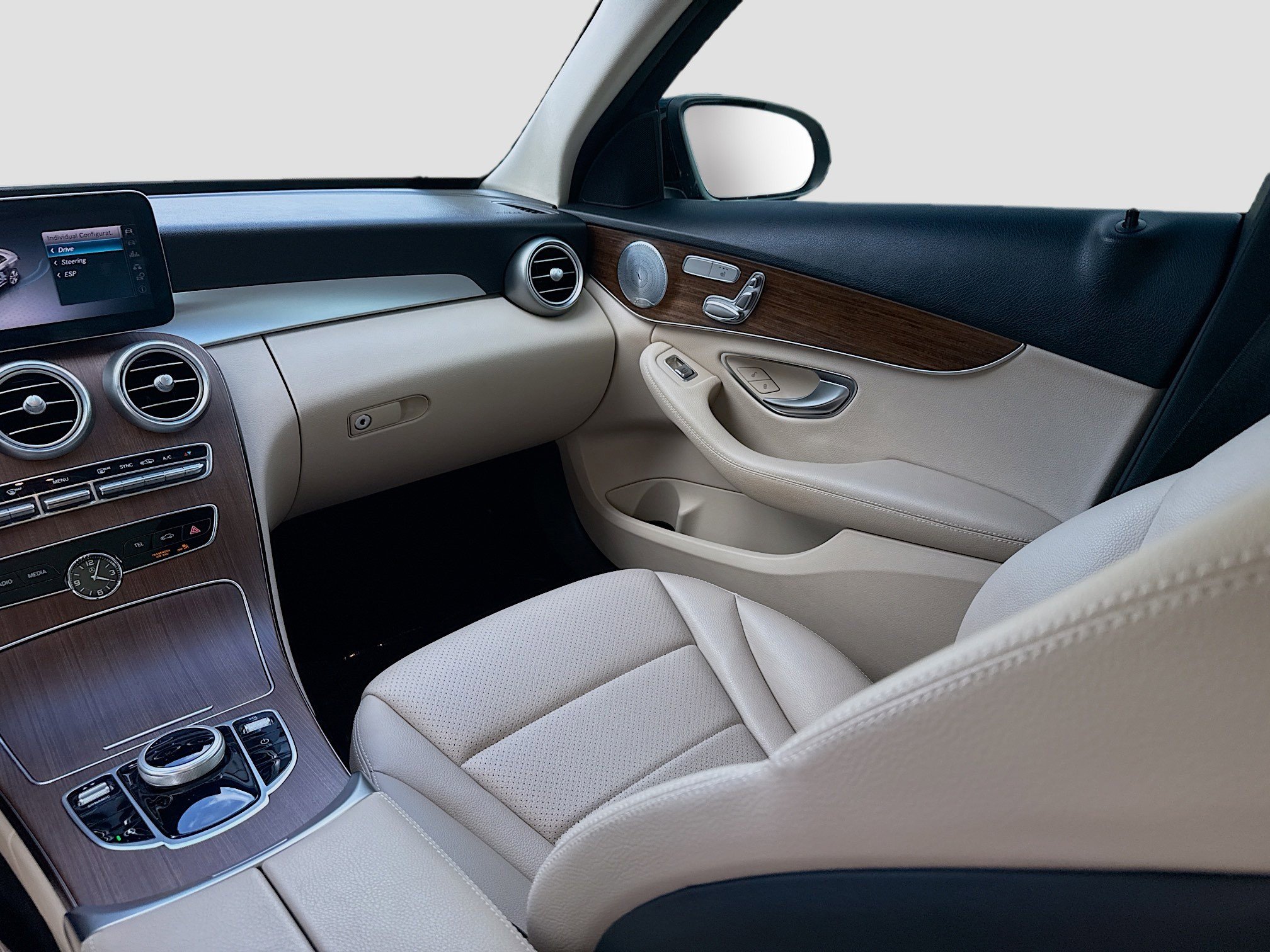 Used 2020 Mercedes-Benz C 300 4MATIC Sedan w/ Premium Package image 21