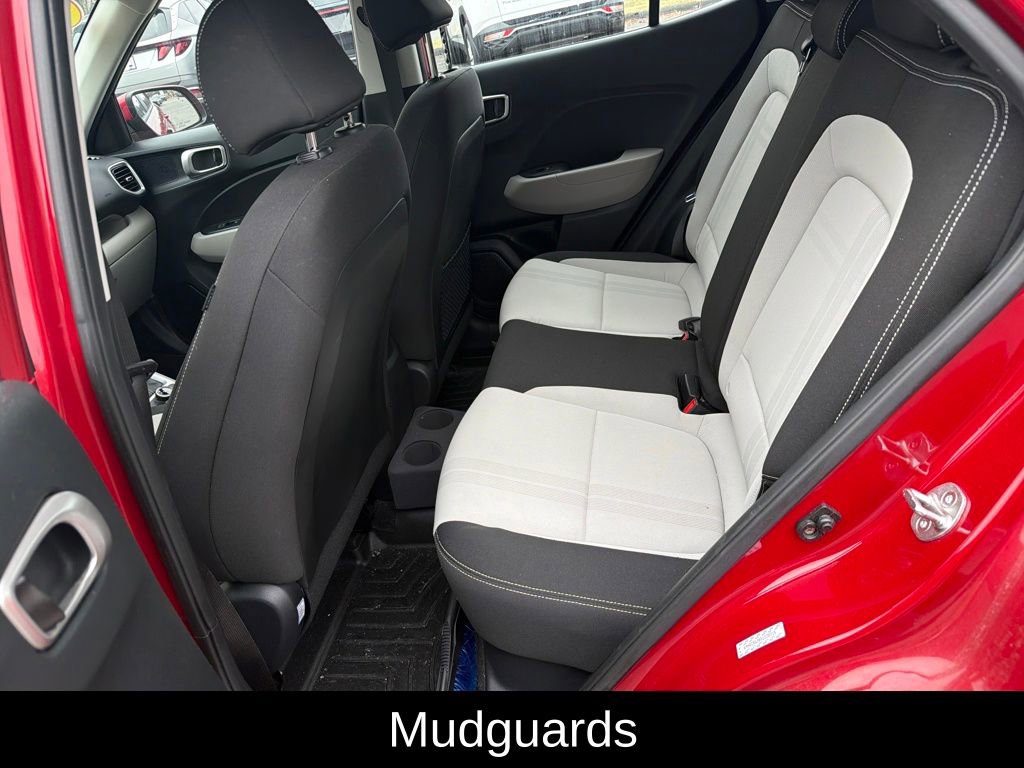 Certified 2023 Hyundai Venue SEL image 24