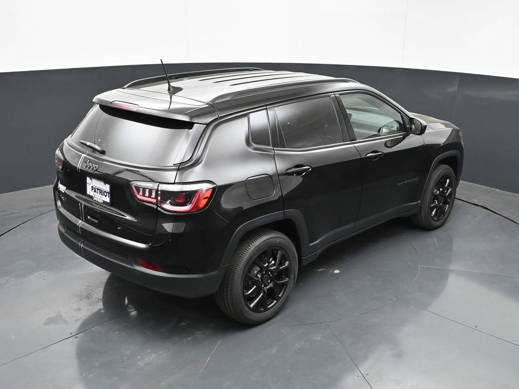 New 2026 Jeep Compass Latitude AWD/4WD image 34