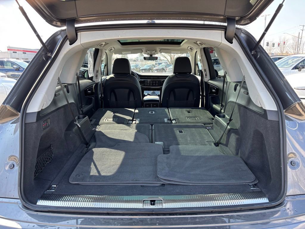 Used 2023 Audi Q7 2.0T Premium Plus AWD/4WD image 31