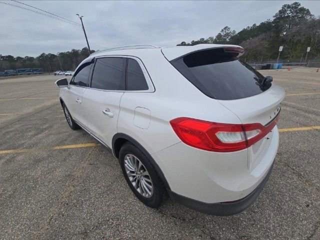 Used 2018 Lincoln MKX Select w/ Select Plus Package image 4