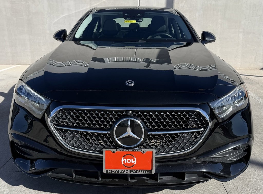 Used 2025 Mercedes-Benz E 350 Sedan image 2