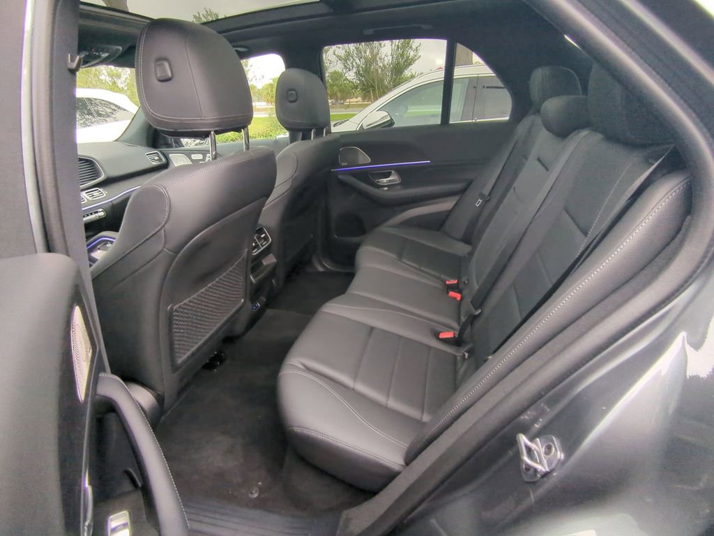 New 2025 Mercedes-Benz GLE 450e 4MATIC image 5