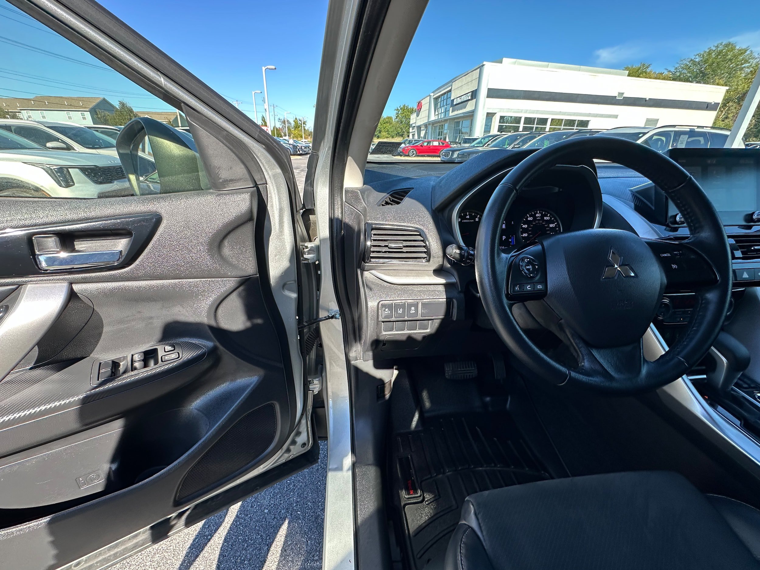Used 2022 Mitsubishi Eclipse Cross SE AWD/4WD image 21