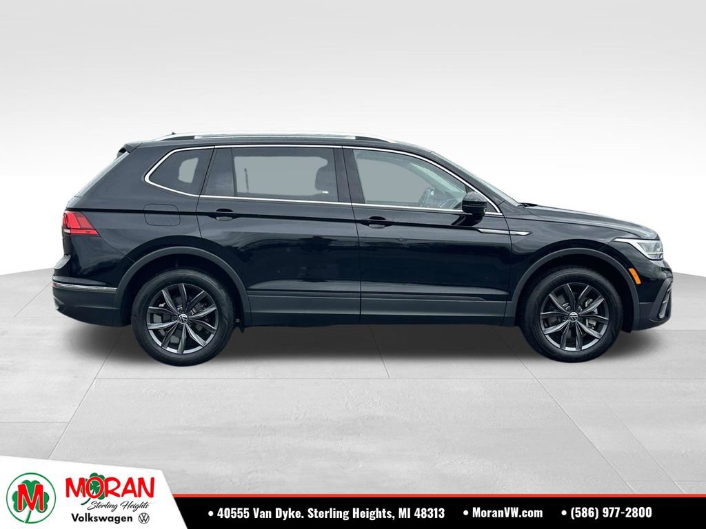 Used 2023 Volkswagen Tiguan SE AWD/4WD image 6