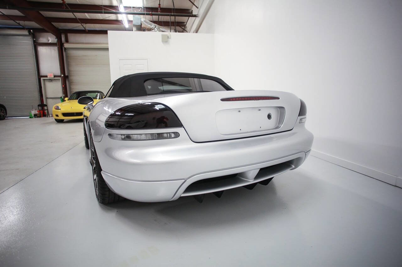 Used 2003 Dodge Viper SRT-10 RWD image 6
