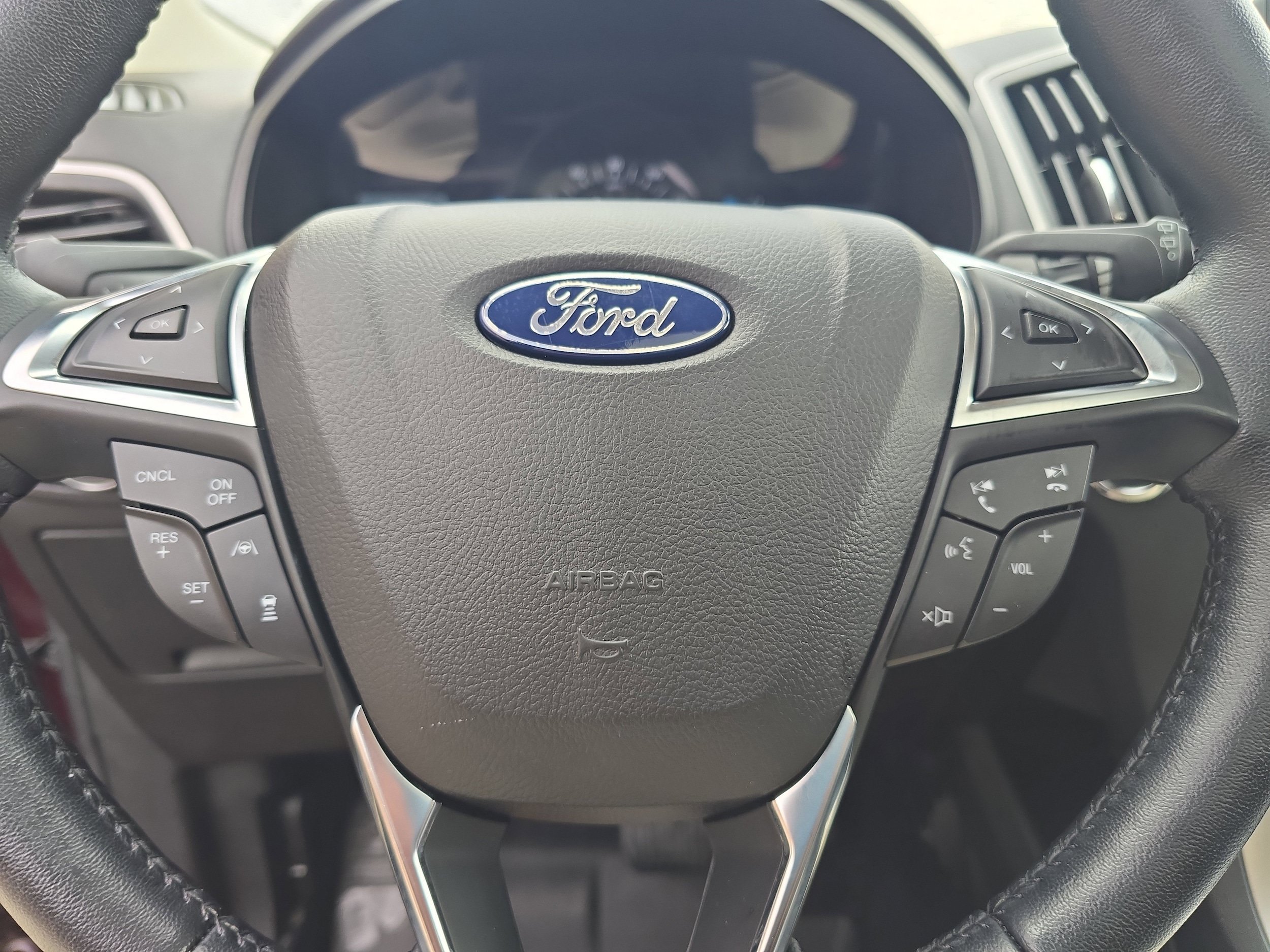 Used 2023 Ford Edge SEL w/ Convenience Package AWD/4WD image 14
