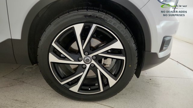 Used 2022 Volvo XC40 T4 R-Design w/ Protection Package Premier FWD image 75