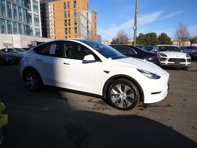 Used 2020 Tesla Model Y Long Range image 5