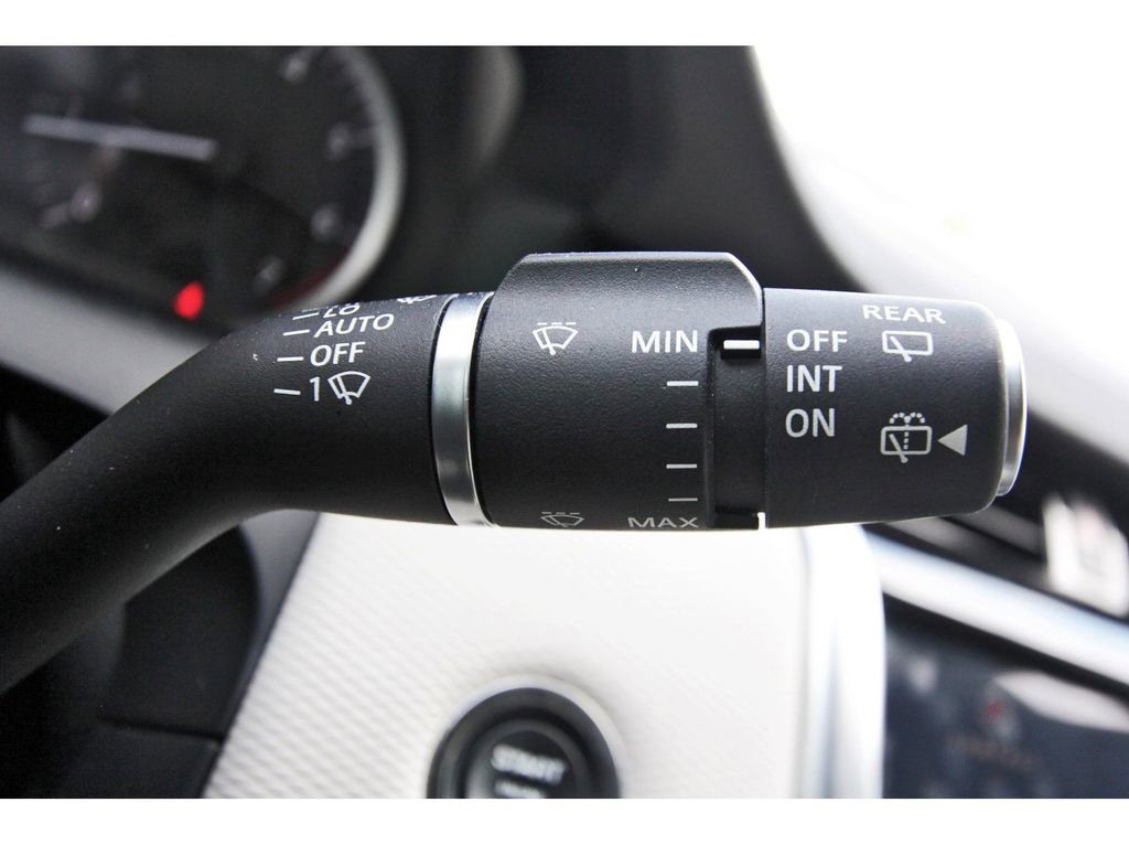 Used 2023 Land Rover Discovery Sport S R-Dynamic image 12