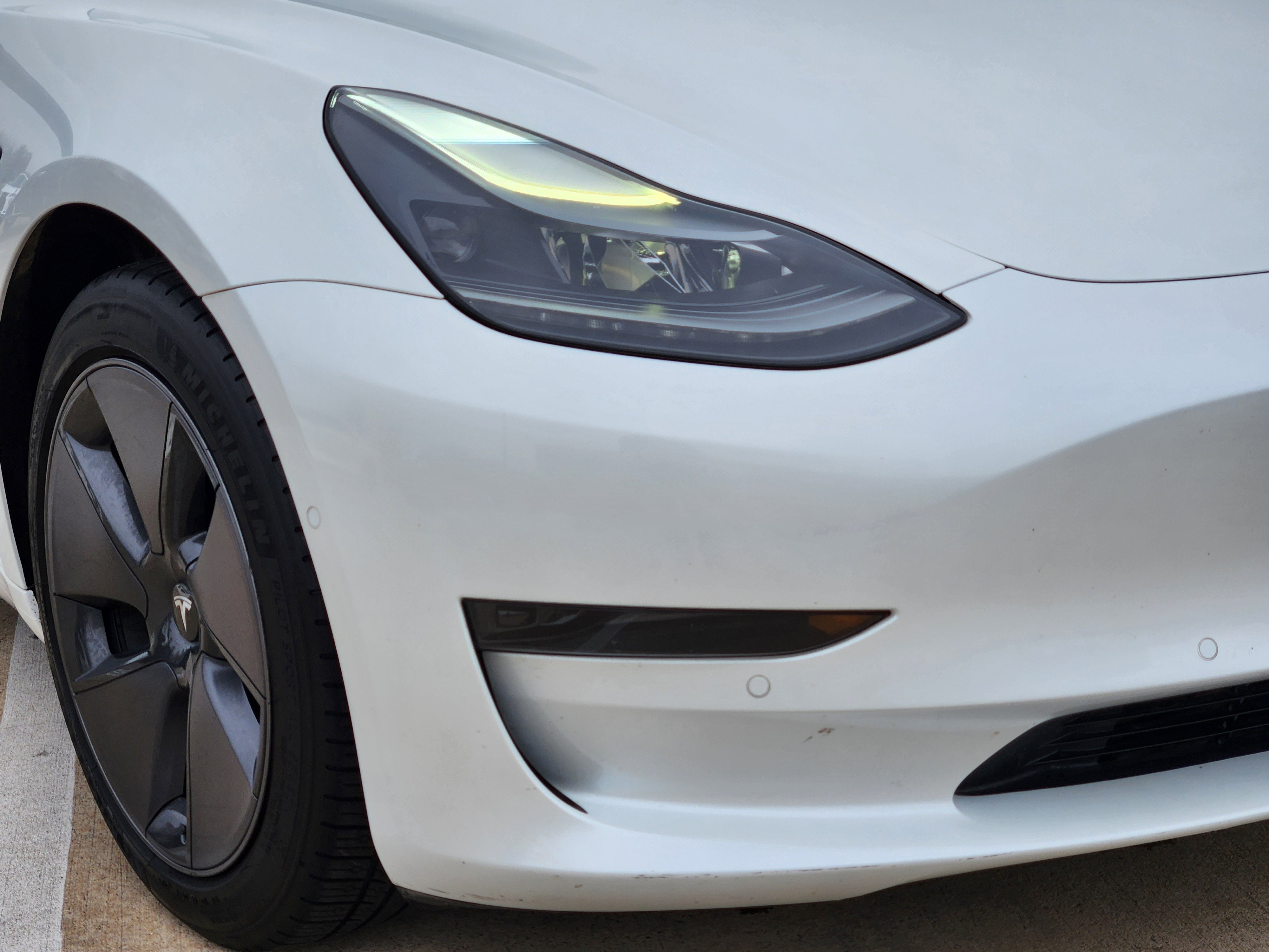 Used 2021 Tesla Model 3 Standard Range Plus image 7