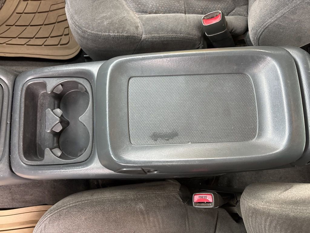 Used 2001 Chevrolet Silverado 1500 LS AWD/4WD image 40