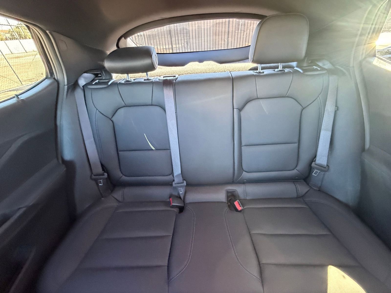 Used 2025 Buick Envista Sport Touring image 37