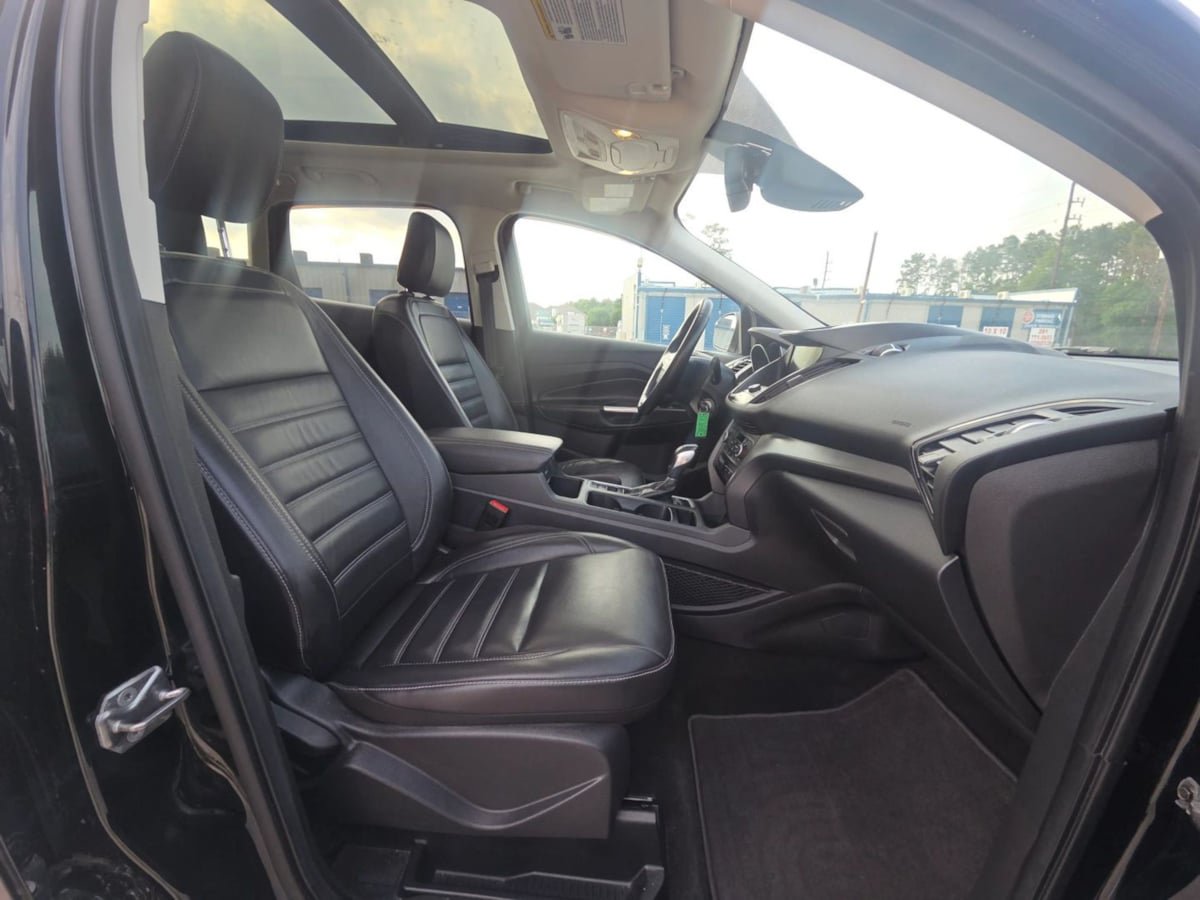 Used 2018 Ford Escape SEL w/ Canadian Touring Package AWD/4WD image 15