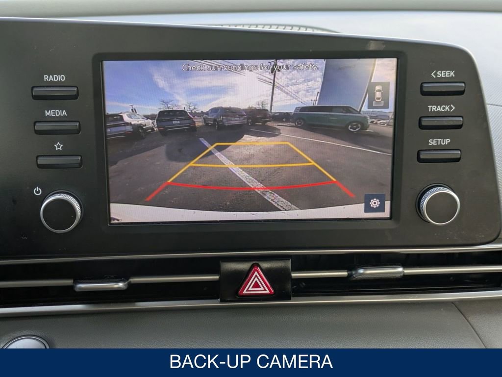 Used 2022 Hyundai Elantra SEL image 22