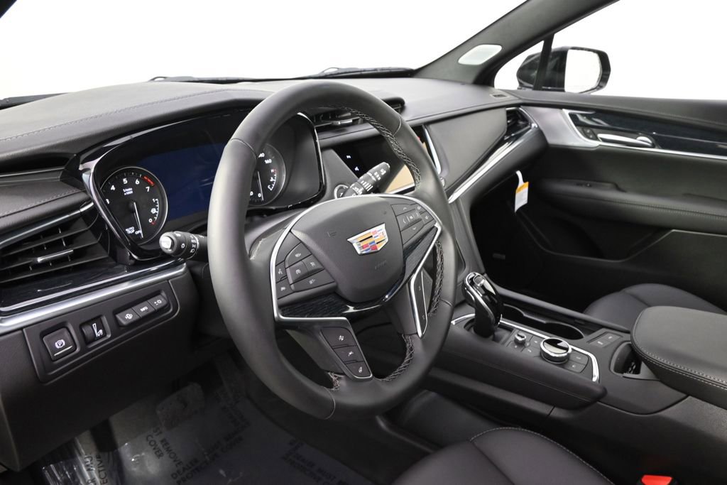 New 2025 Cadillac XT5 Premium Luxury w/ Technology Package image 11