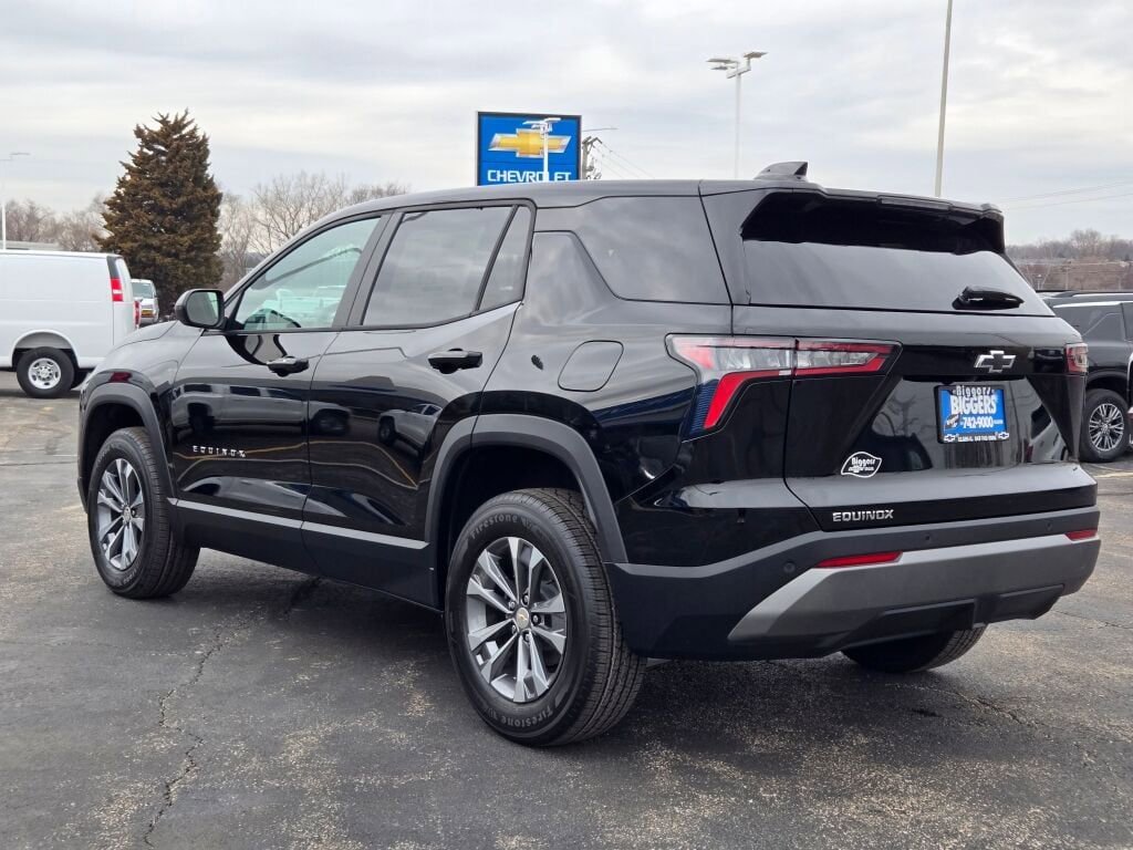 New 2026 Chevrolet Equinox LT w/ LPO, Floor Liner Package image 11