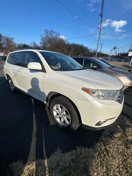 Used 2012 Toyota Highlander SE image 4
