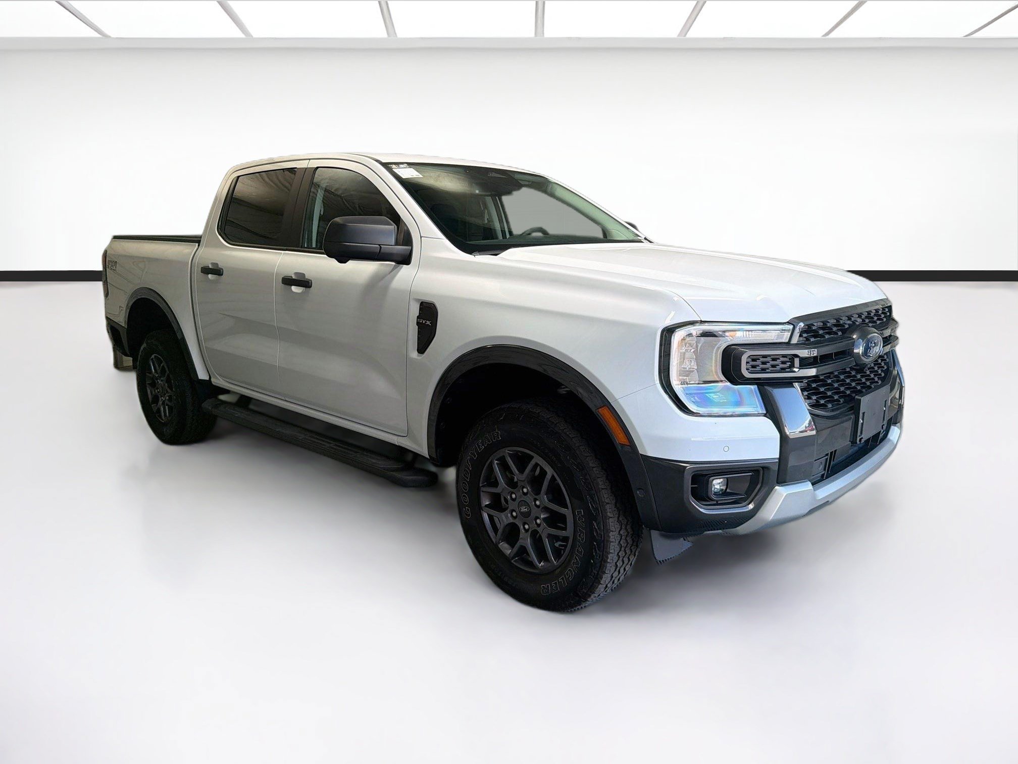 Used 2024 Ford Ranger XLT AWD/4WD image 3