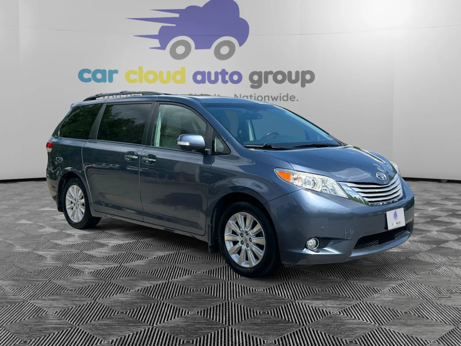 Used 2013 Toyota Sienna Limited w/ Premium Pkg AWD/4WD image 7