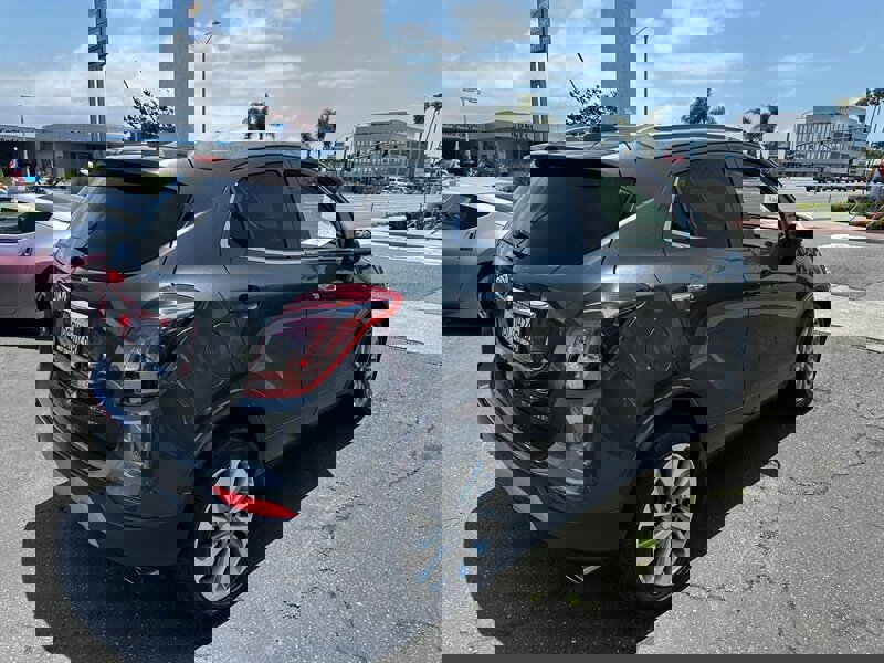 Used 2018 Buick Encore Preferred image 3