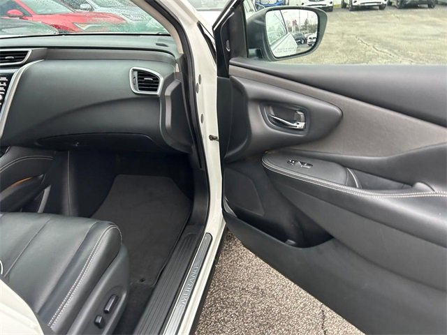 Used 2020 Nissan Murano SL w/ Moonroof Package image 29