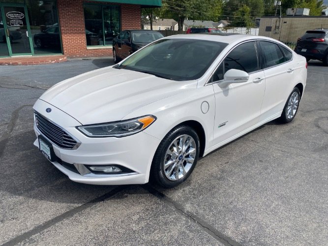 Used 2018 Ford Fusion Energi Titanium image 1
