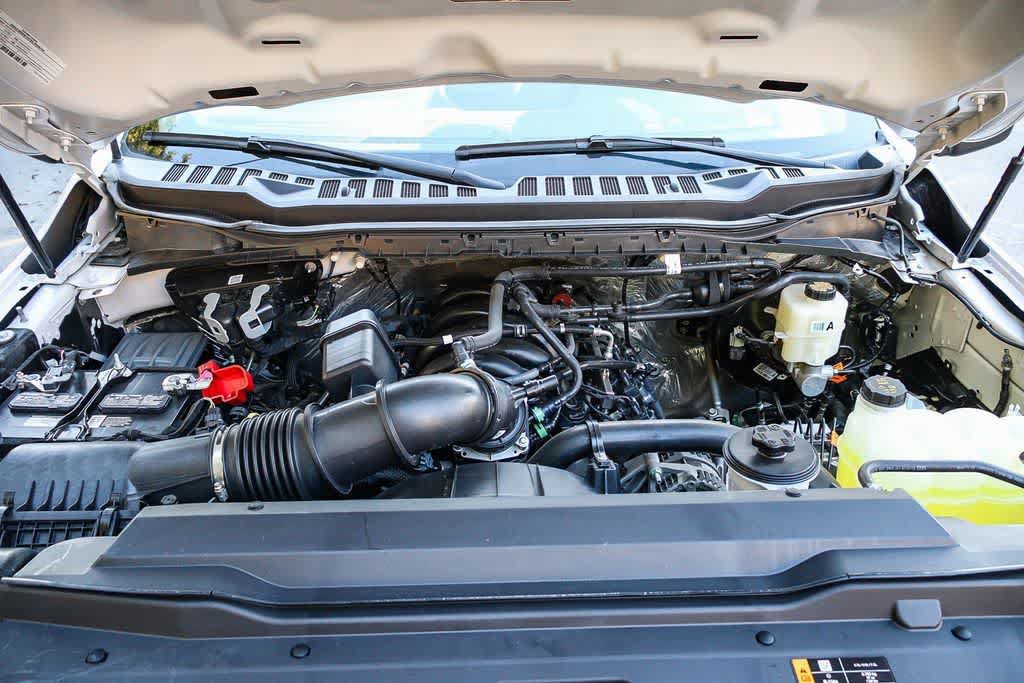 New 2024 Ford F350 XL w/ 360-Degree Camera Package RWD image 28