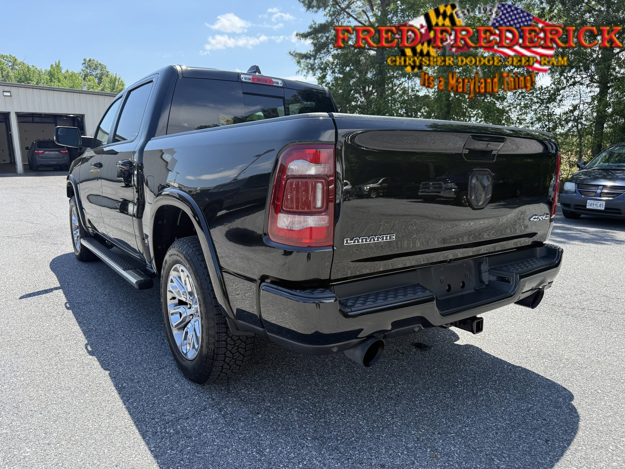 Used 2022 RAM 1500 Laramie AWD/4WD image 5